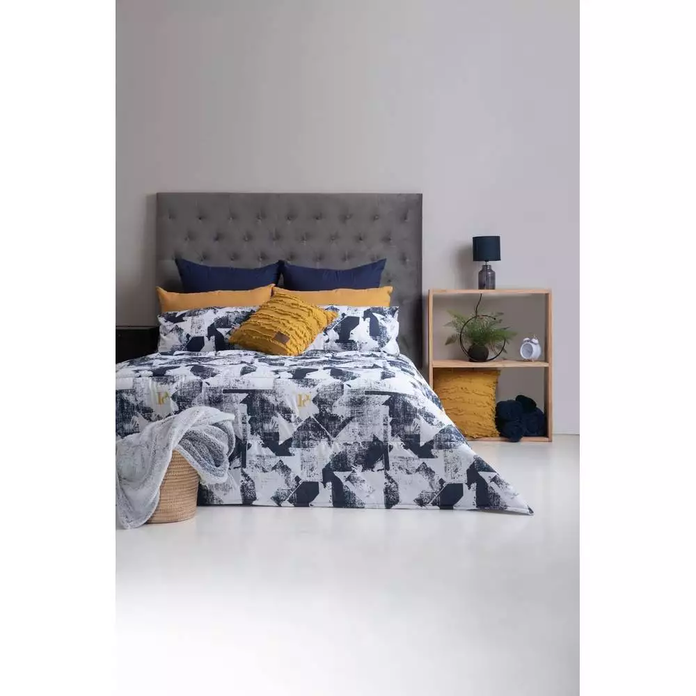 Pierre Cardin Kori Comforter