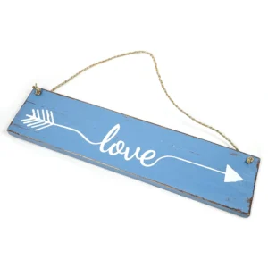 Wood board hanging – Love (10x40cm)